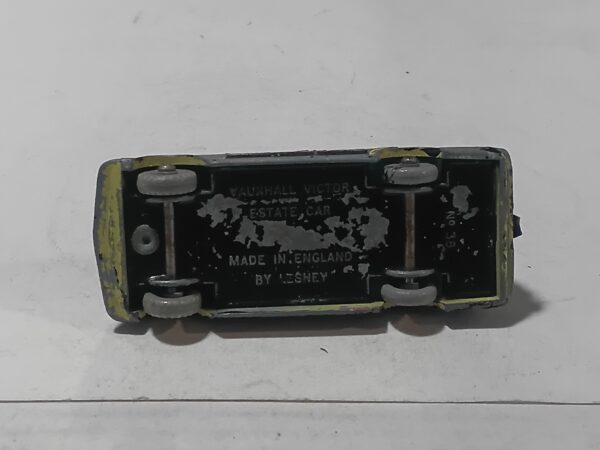Vauxhall Victor Estate Car n°38 Matchbox 1/64 – Image 5