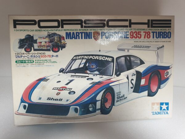 Maquette Porsche 935 78 Turbo 1/24 Tamiya déja commencée