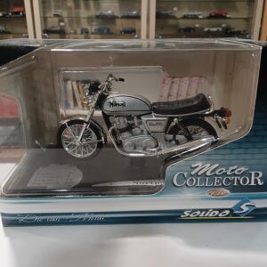 Norton Commando Solido 1/18