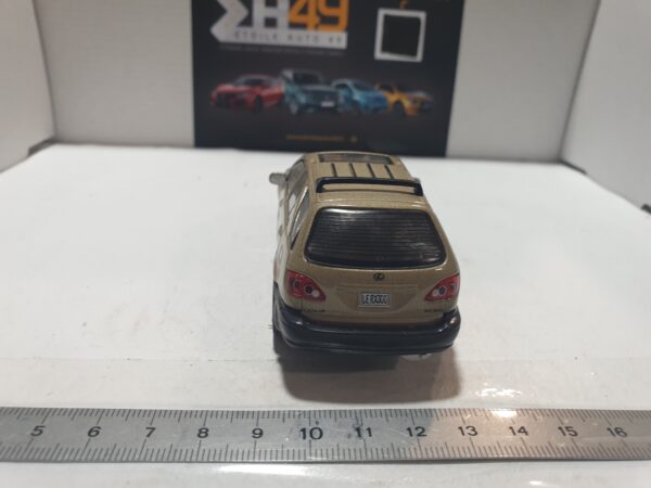 Lexus RX300 1/43 – Image 4