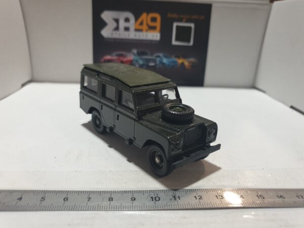 Land Rover 1978 Solido boite plexis – Image 4