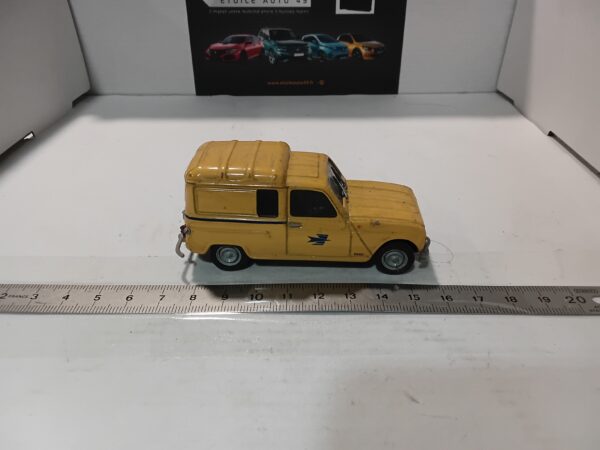Renault 4 Fourgonnette 1962 La Poste Norev 1/43 – Image 4