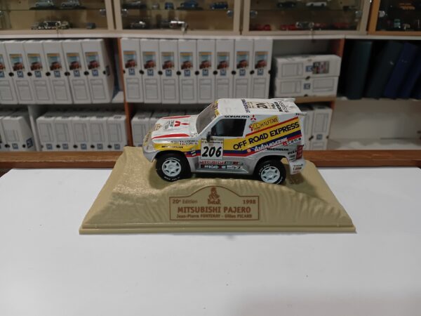 Mitsubishi Pajero Dakar 1998 1/43