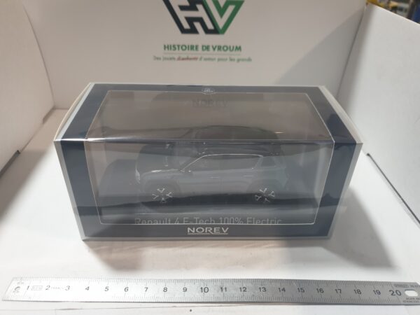 Renault 4 E-Tech Electrique 2025 Gris Urban 1/43 – Image 3