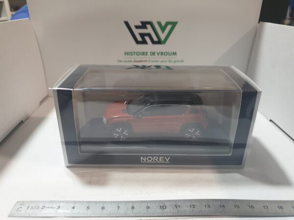 Renault 4 E-Tech Electrique 2025 Rouge Carmin 1/43 – Image 2
