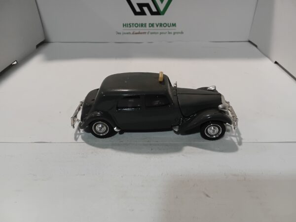 Citroën Traction 15 Six Taxi Solido 1/43 – Image 4