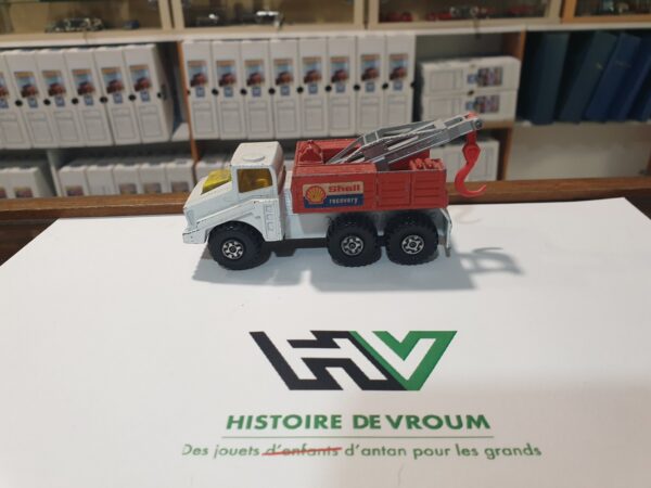 Camion Véhicule de remorquage Matchbox Battle King Shell