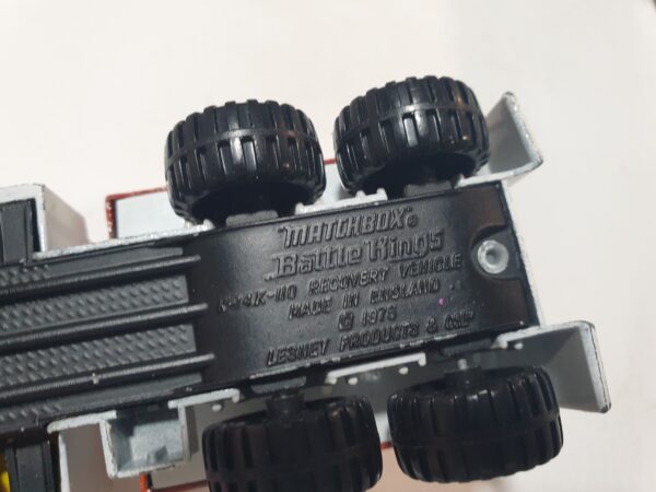 Camion Véhicule de remorquage Matchbox Battle King Shell – Image 4