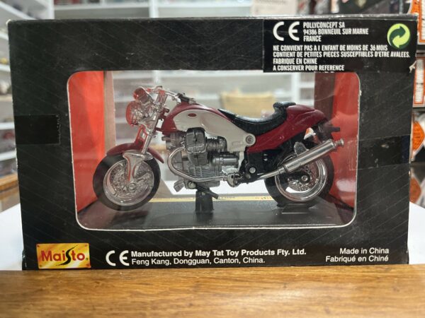 Moto Guzzi V10 Centauro Maisto 1/18 – Image 3