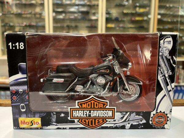 Harley Davidson FLHT Electra Glide Standard Maisto 1/18