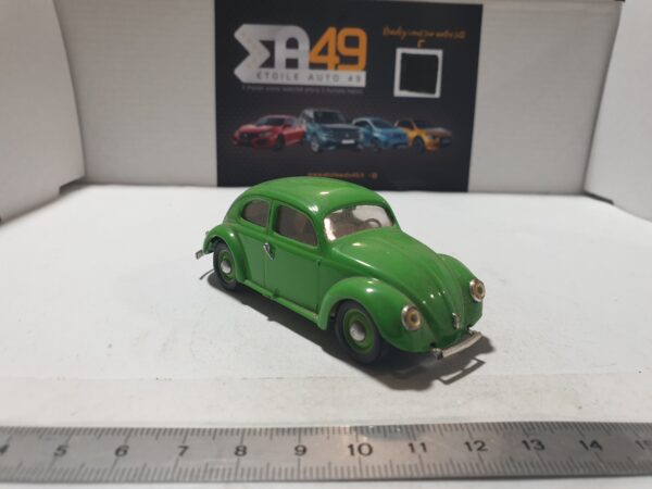 Volkswagen Coccinelle Verte Vitesse 1/43 (Pare choc avant cassé) – Image 5