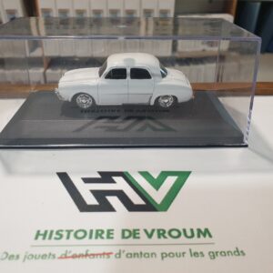 Renault Dauphine 1968 1/43 Solido Blanche