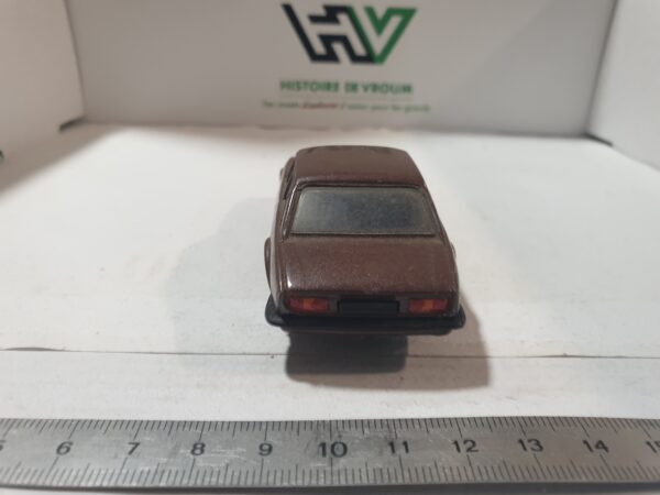 Peugeot 504 Coupé Solido 1/43 – Image 6