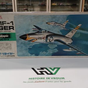 Maquette F11F-1 Tiger US Navy Fighter Hasegawa 1/72