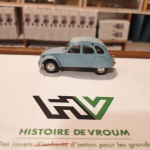 Citroen 2 CV AZAM 1/43 Bleue ( pare choc AR cassé )