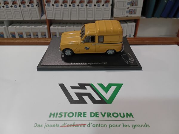 Renault 4L Fourgonnette 1962 La Poste Musée de la Poste Norev 1/43