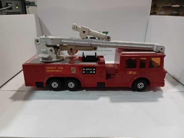Camion de Pompier K-39 Snorkel Fire Engine 1979 Matchbox 1/50 – Image 4