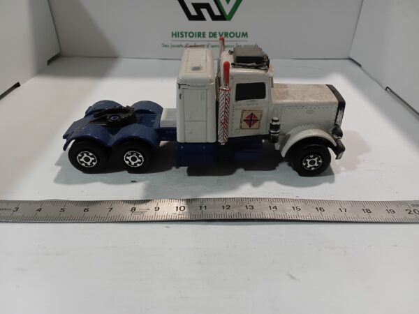 Peterbilt Truck 1978 Matchbox Super Kings – Image 4