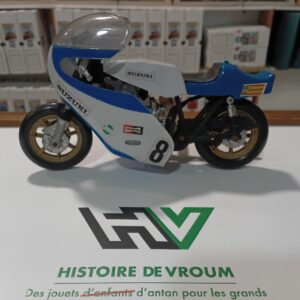 Moto Suzuki n°8 Polistil 1/12