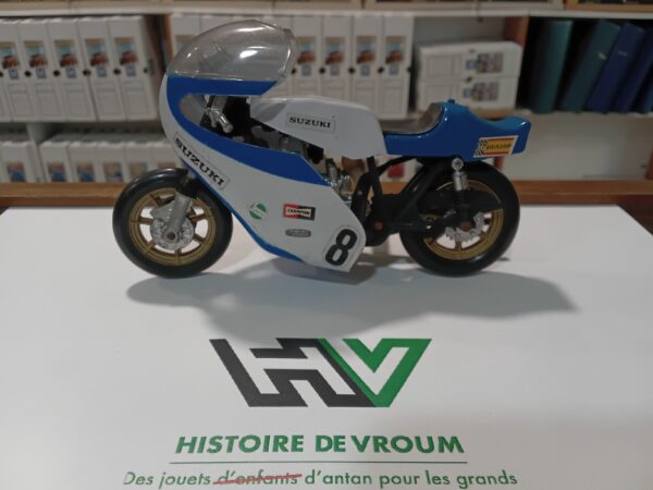 Moto Suzuki n°8 Polistil 1/12