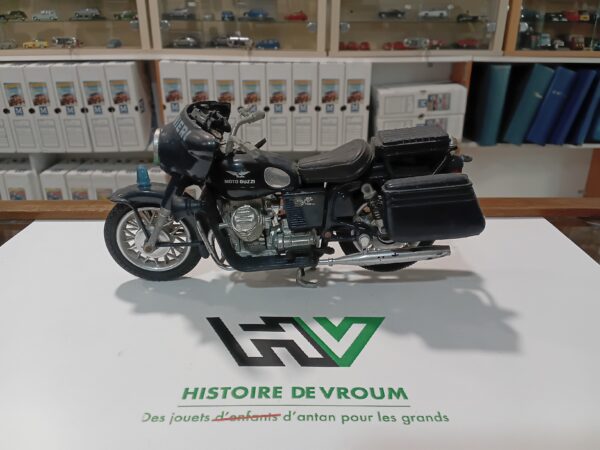 Moto Guzzi V7 700cc Carabinieri 1/15 Polistil