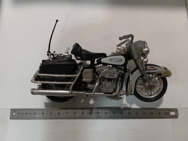 Harley Davidson Electra Glide State Police Polistil 1/15 – Image 2