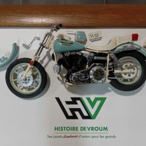 Maquette Moto Harley Davidson 80 1/12 (à restaurer)
