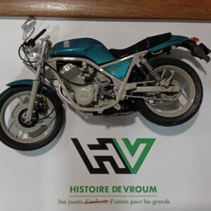 Maquette Moto Yamaha SRX-6 1/12 (à restaurer)
