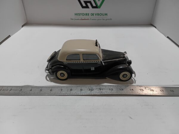 Mercedes 170V Berlin 1952 1/43 – Image 4