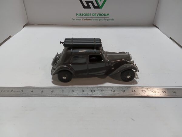 Citroën Traction 11 Légère Gazogène 1941 1/43 – Image 4