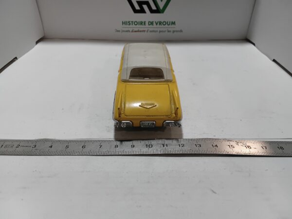 Cadillac Eldorado Biarritz 1957 Jaune Solido 1/43 – Image 3