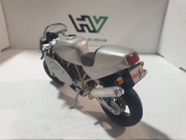 Ducati Supersport 900 FE Maisto 1/18 – Image 7