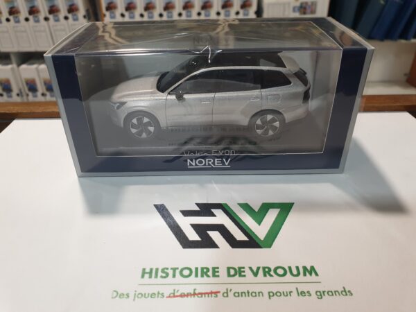 Volvo EX90 2024 Argent Aurore 1/43