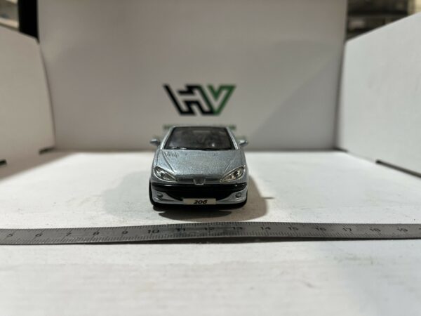 Peugeot 206 cc Maisto 1/38 – Image 2