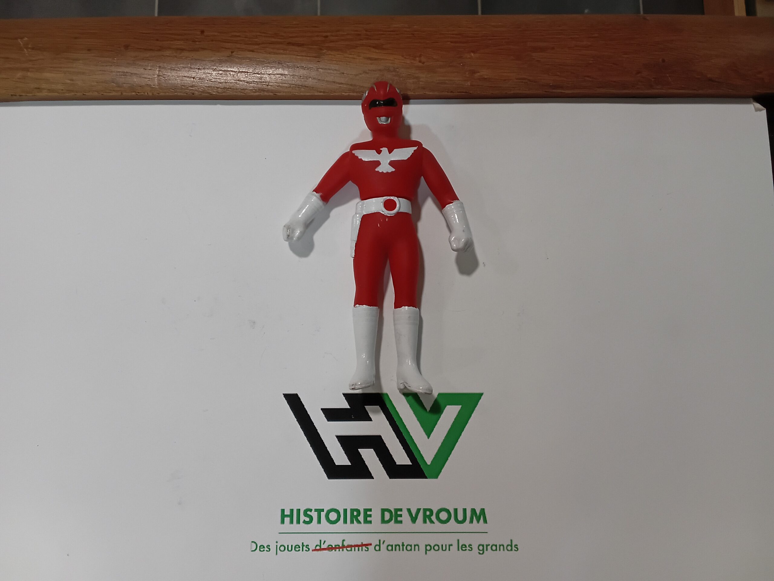 Lot de 3 Figurines Power Rangers ( Verte / Jaune / Rouge ) – Image 3