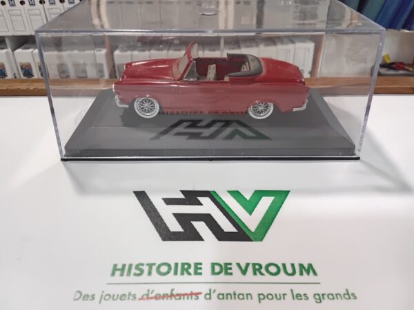 Peugeot 403 Cabriolet 1/43 Solido