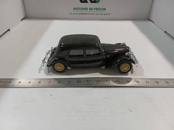 Citroën 15 Six Solido 1/43 – Image 4