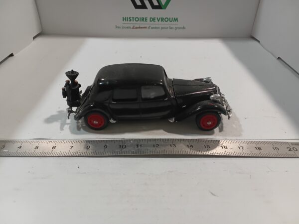 Citroën Traction 15 Six Customisée 1/43 – Image 4