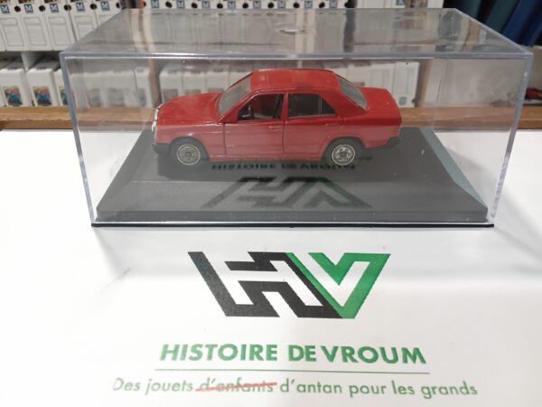 Mercedes 190 E Rouge Solido 1/43