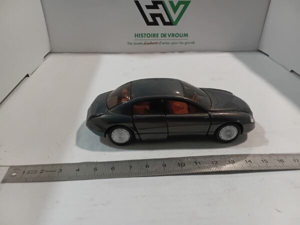 Lancia Olalogos 1/43 Solido – Image 4