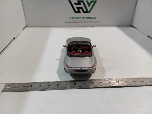 BMW Z8 Grise Solido 1/43 – Image 3