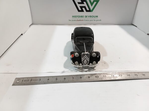 Citroën Traction 15 cv Présidentielle Norev 1/43 – Image 2