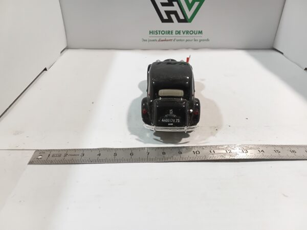 Citroën Traction 15 cv Présidentielle Norev 1/43 – Image 3