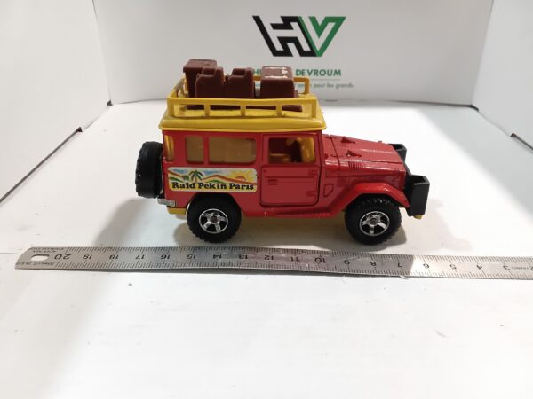 Toyota Land Cruiser Raid Pekin Paris Majorette 1/36 – Image 4