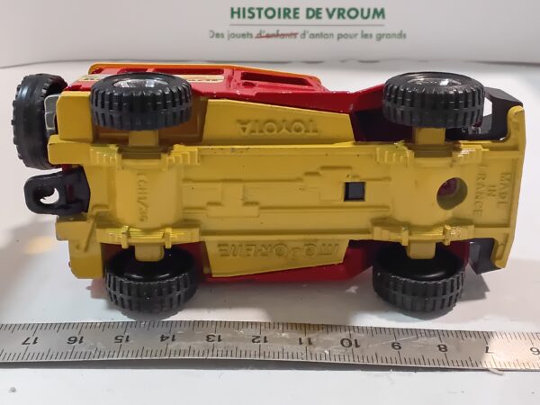 Toyota Land Cruiser Raid Pekin Paris Majorette 1/36 – Image 5