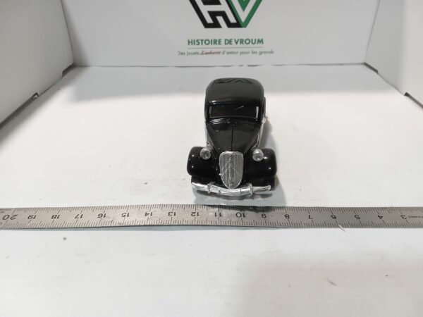Citroën 15 Six 1/43 Solido – Image 2