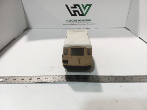 Land Rover Defender 1/43 Solido – Image 4