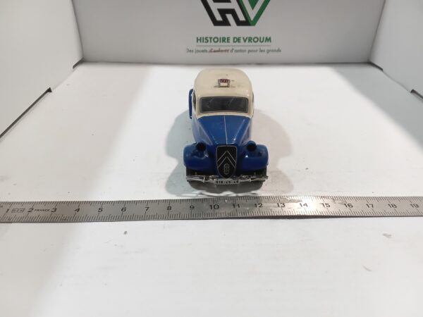 Citroën 11 1/43 Altaya – Image 2