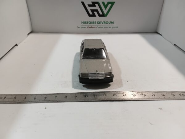 Mercedes 190 1/43 Solido – Image 2