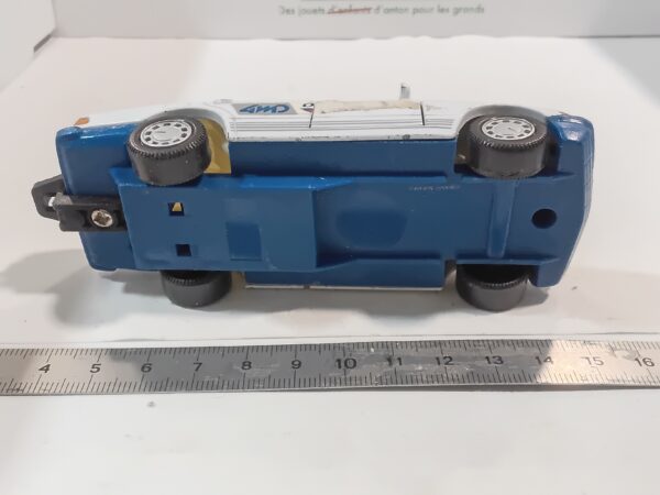 Mercedes 300 E Out Siders 4WD 1/36 – Image 5